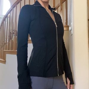 LULULEMON size 2 Black Define Jacket 🖤